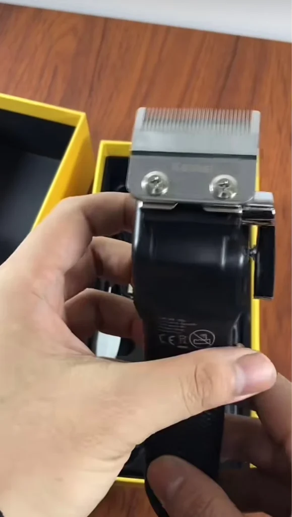 Kemei Km-1550 saili mart
