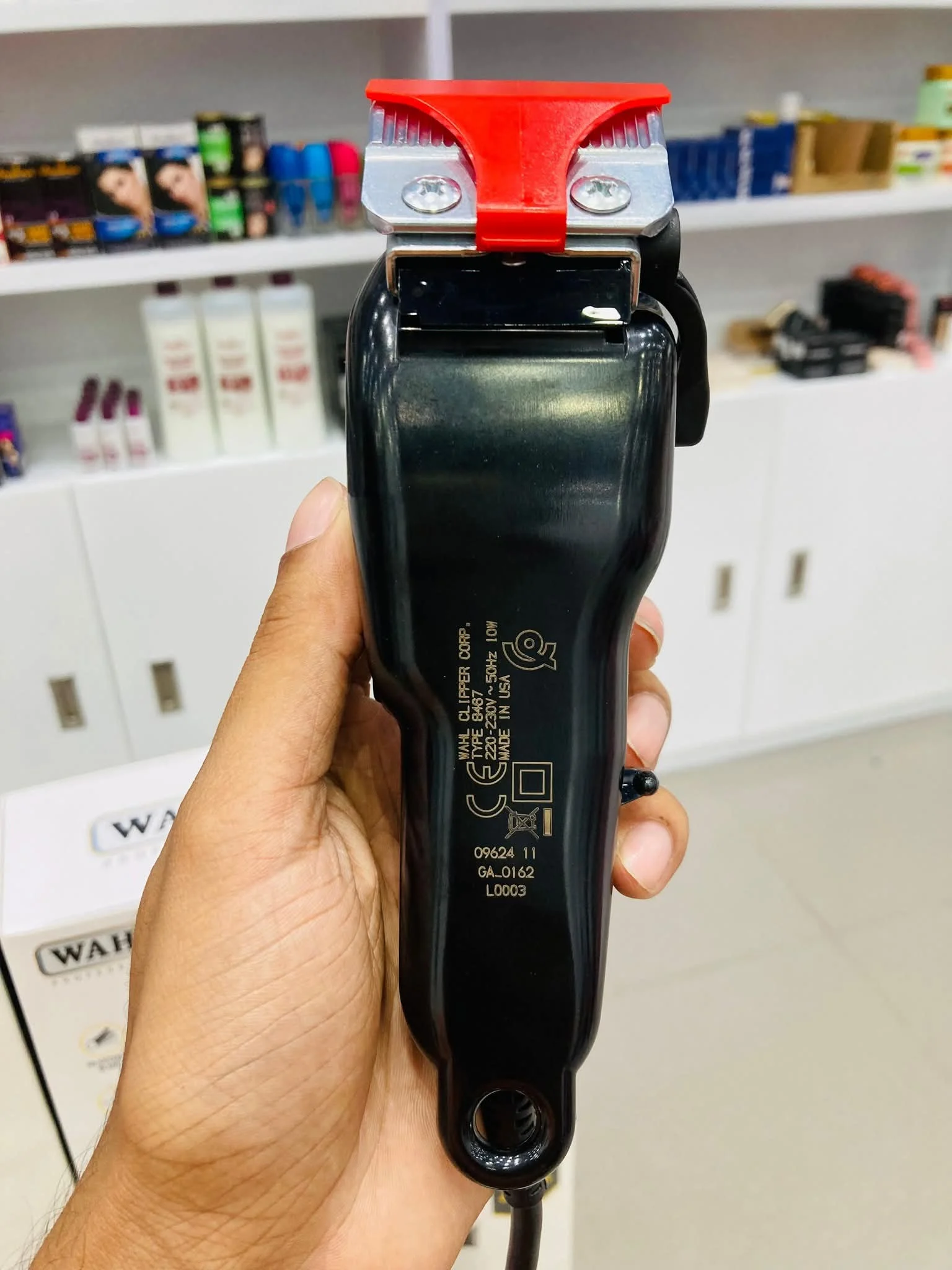 Wahl Professional 8466 Super Taper Corded Hair Clipper – V5000 Motor, Best Seller in Bangladesh